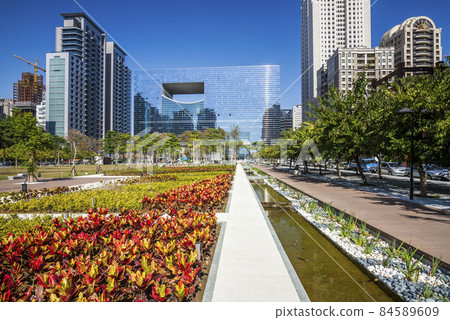 The square and surrounding modern buildings view in front of Taichung City Hall, Taiwan. It is the highest-level local administrative agency in Taichung. The square and surrounding modern buildings view in front of Taichung City Hall, Taiwan. It is the highest-level local administrative agency in Taichung. 84589609