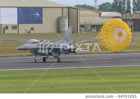 Polish Air Force F-16C Block 52+ "Tiger Demo Team" Landing 84591093