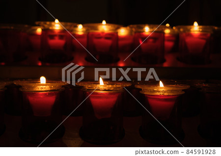 lit candles in the church lit candles in the church 84591928