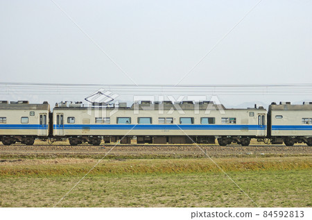北陸本線 三河加賀笠間 JR 西 419 系列 D15 編隊(敦賀)② 茂葉 418-15 海邊 北陸本線 三河加賀笠間 JR 西 419 系列 D15 編隊(敦賀)② 茂葉 418-15 海邊 84592813