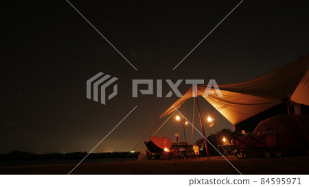 Camp and night sky Camp and night sky 84595971