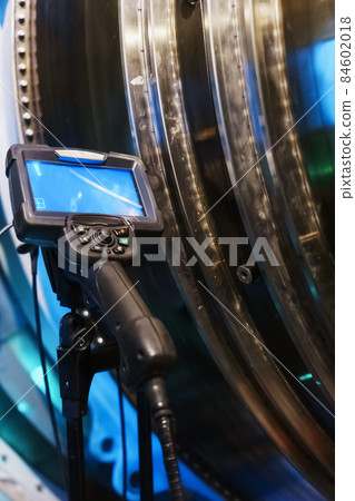 Industrial video endoscope for monitoring the internal state of gas turbine plants. 84602018