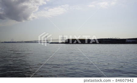 Yokohama Port, Osanbashi and Bay Bridge 84607942