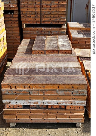 Construction materials Construction materials 84608537