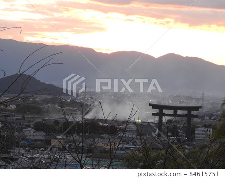Mikuyama Mikuyama 84615751