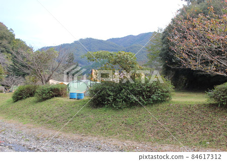 Autumn camp Kawabe campsite [Hyogo prefecture] 84617312