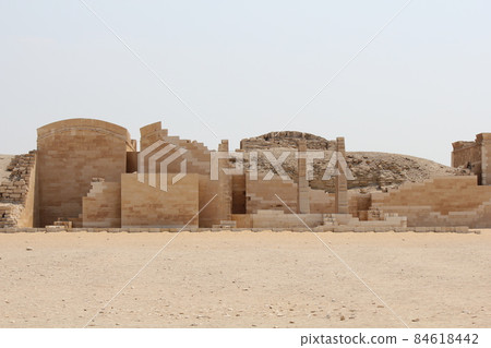 Pyramid of Jessel 84618442