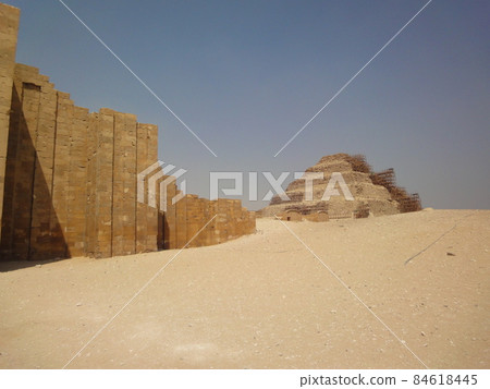 Pyramid of Jessel 84618445