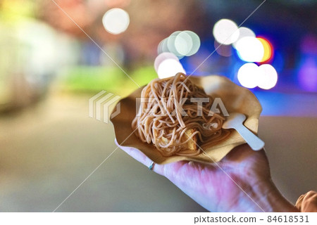 Light and mont blanc 84618531