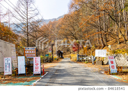 山梨縣夜叉神道交通限制場所 84618541