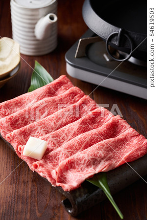 Domestic Wagyu beef shoulder loin sliced Domestic Wagyu beef shoulder loin sliced 84619503