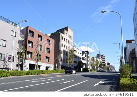 井之頭通（澀谷區代代木上原站附近） 84619511