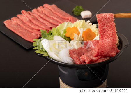 日本黑牛牛肩肉壽喜燒肉 日本黑牛牛肩肉壽喜燒肉 84619901