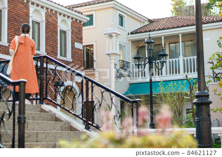 European-style cityscape 84621127