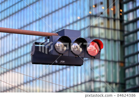 traffic lights  traffic lights  84624386