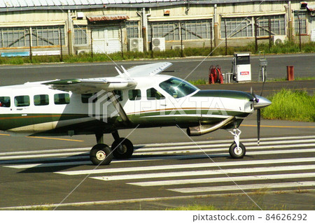 Color Airplane Airfield Aviation(2021年12月註冊) Color Airplane Airfield Aviation(2021年12月註冊) 84626292