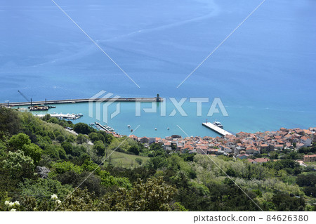 Baska Baska 84626380