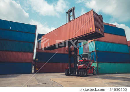 Cargo container for overseas shipping in shipyard with heavy machine . Cargo container for overseas shipping in shipyard with heavy machine . 84630300