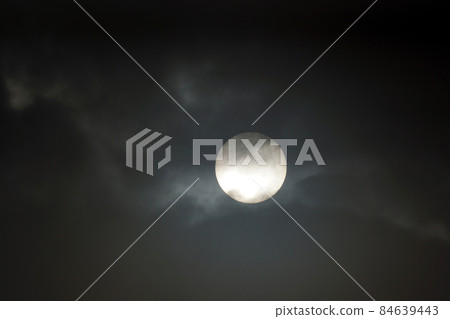 Tottori four seasons walk winter sky 84639443