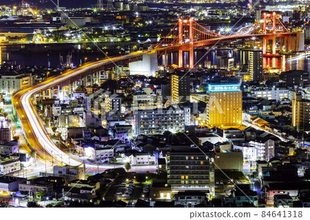 Wakato Ohashi (Kitakyushu City, Fukuoka Prefecture) illuminated with a wonderful night view from Mt. Takato 84641318