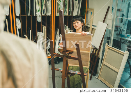 藝術學校預備學校 84643196