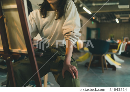 藝術學校預備學校 84643214