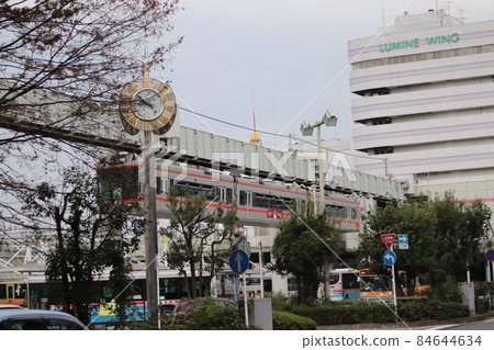Monorail view from Ofuna station_9 84644634