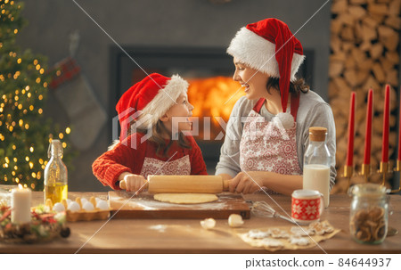 Cooking Christmas cookies Cooking Christmas cookies 84644937