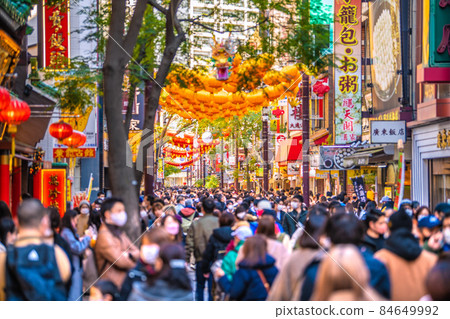日本橫濱市容Omicron股票震撼世界。 12月的橫濱唐人街就像一場電暈災難，驚人的人流=4天 84649992