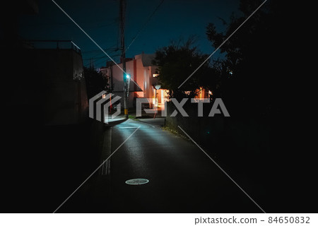 Dark night road Dark night road 84650832