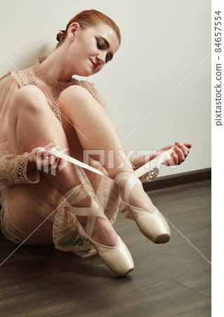 young pretty ballerina young pretty ballerina 84657554