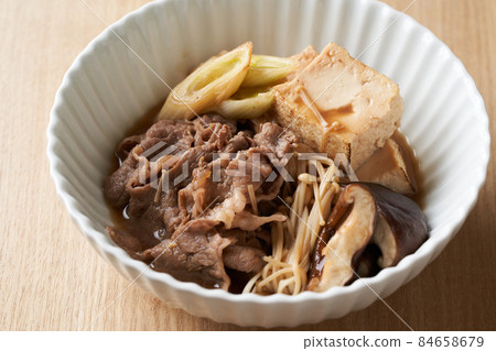 肉和豆腐 84658679