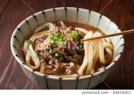 Meat noodles 84658801