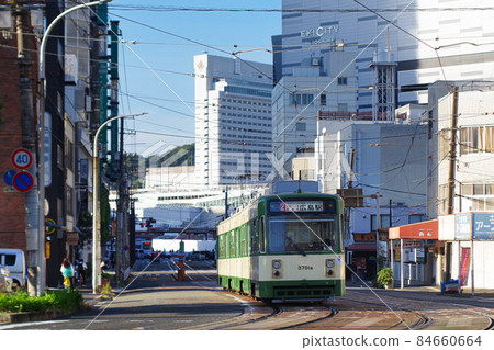 Hiroshima Electric Railway 3700 series train from Kojin Sansaro to Hiroshima Station Hiroshima Electric Railway 3700 series train from Kojin Sansaro to Hiroshima Station 84660664