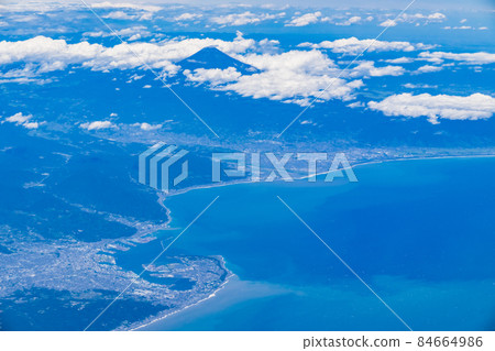 Shizuoka Suruga Bay Mt. Fuji [Aerial high angle] 84664986