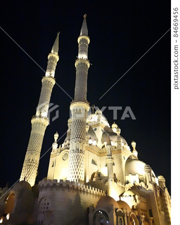 Al Sahaba Mosque Al Sahaba Mosque 84669456