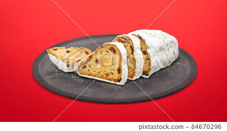 Stollen Christmas Illustration Real 8 Stollen Christmas Illustration Real 8 84670296