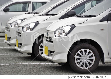 Car image Light business car Mirai 84670340