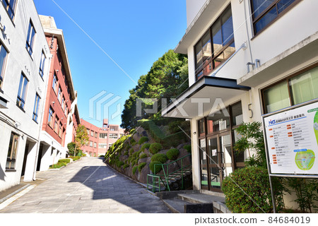 Nagasaki Institute of Applied Science, Nagasaki Institute of Applied Science, 536, Abamachi, 長崎市 84684019