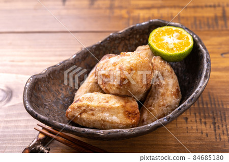 Deep-fried shrimp potatoes 84685180