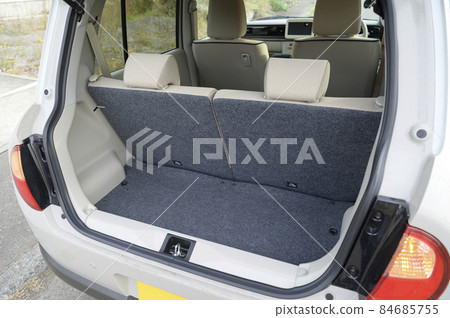 輕型汽車行李空間 84685755