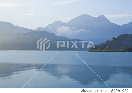 The scenery of Sun Moon Lake in the morning is a famous attraction in Nantou, Taiwan. The scenery of Sun Moon Lake in the morning is a famous attraction in Nantou, Taiwan. 84691083