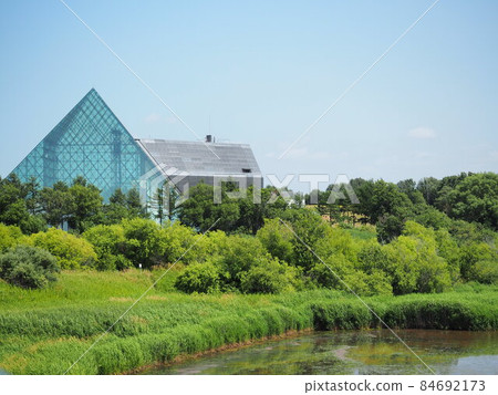 Moerenuma Park and Glass Pyramid 84692173