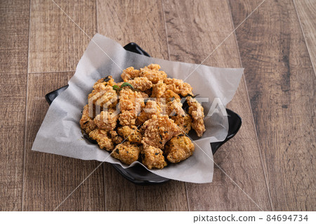 鹽酥雞 台灣 小吃 美食 Taiwanese popcorn chicken 台湾風唐揚げ 84694734