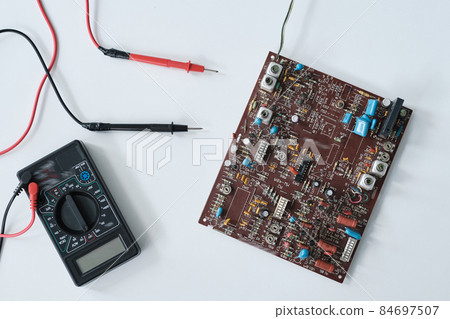 Motherboard, microprocessor tweezers and electric device Motherboard, microprocessor tweezers and electric device 84697507