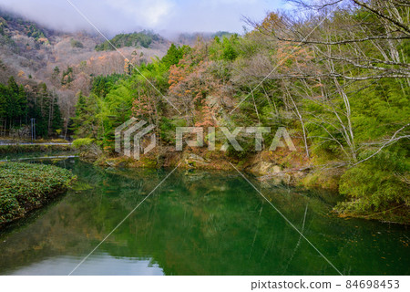 深秋的近江川【東竹馬區生坂村】 深秋的近江川【東竹馬區生坂村】 84698453