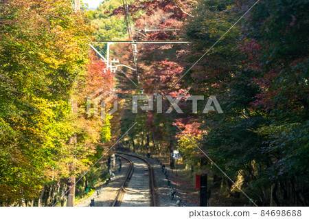 Autumn Kibune Shrine and surrounding scenery 84698688