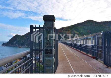 Blue sky and Amarube bridge Hyogo 84701893