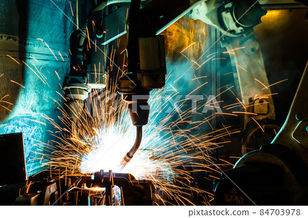 Welding robots movement in a car factory 84703978