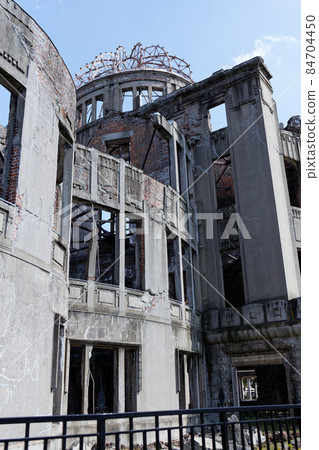 廣島市原子彈爆炸圓頂的特寫 84704450
